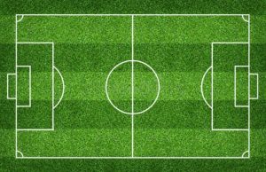 Kích thước sân vận động 11 người theo tiêu chuẩn FIFA là: Chiều dài từ 100 – 110m và chiều rộng từ 64 – 75m