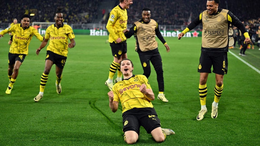 Dortmund tạo nên kỳ tích khi chính thức có mặt tại bán kết C1