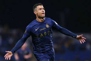 Ronaldo biến đối thủ trở thành sân diễn hoàn hảo cho bản thân